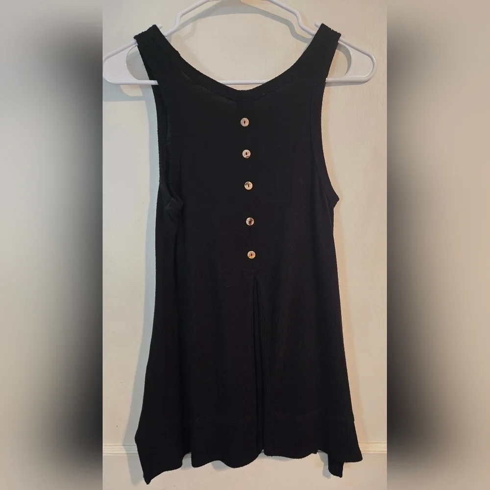 Coin 1804 | Women’s Sleeveless Button Back Knit Tank Top | Size: S | Black - Picture 7 of 12